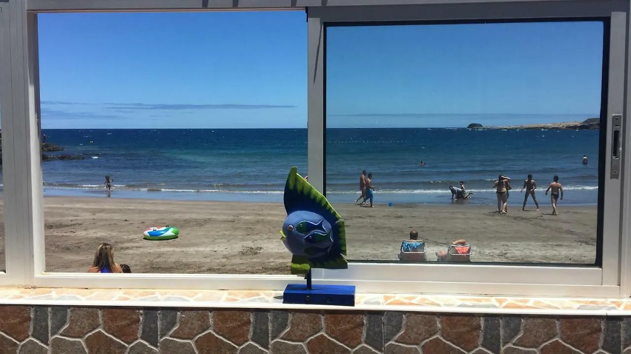 Refugio De Playa contacts